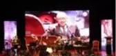 Sultanbeyli'de kültür sanat sezonu Özdemir Erdoğan konseri ile başladı