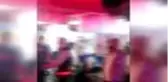 Hafif ticari araç marketin önünde oturanlara çarptı: 8 yaralı