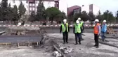 Mezun oldukları okulu yıllar sonra yeniden inşa ediyorlar