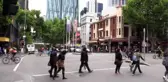 Avustralya'da Kovid-19 salgınının merkezi olan Melbourne ikinci dalgayı yendi