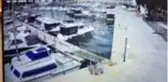 Tsunaminin yeni görüntüleri ortaya çıktı...Deniz yükseldi, sular önüne kattığını böyle sürükledi