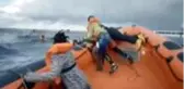 Bu acıya yürek dayanmaz! Göçmen anne, bebeğinin suda kayboluşunu çaresizce izledi