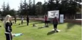 Kadınlar stadyumda sağlıklı yaşam için ter döküyor