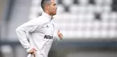 Manchester United Cristiano Ronaldo için menajeri Jorge Mendes'e teklif yaptı