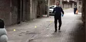 Torbacılar çatıştı, 1 kadın yoldan geçerken vuruldu
