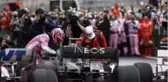 Hamilton kupasını aldı