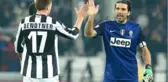 Nicklas Bendtner, Juventus'ta oynarken Buffon ve Pirlo'nun sigara içtiğini söyledi