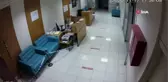 Son dakika haberleri! Çocuklar, yaralı halde buldukları köpeği kucaklayıp soluğu belediyede aldı