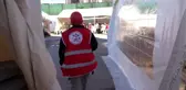 Yabancı öğrenciler, İzmir depremi sonrası Türk Kızılay gönüllüsü oldu