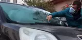 Erzincan'da araçların camları buz tuttu