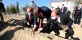 Lösemi tedavisi gören Gülgün öğretmene Vali Aydoğdu'dan moral telefonu