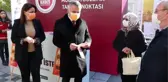 KIRKLARELİ - Vali Bilgin kadına şiddete karşı farkındalık amacıyla pazar yerinde 