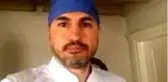 Aylardır koronadan korunmayı başaran doktor, eşinin iş yerine gelen maskesiz bir kişi nedeniyle virüse yakalandı