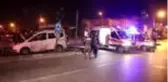 Hafif ticari araç ile servis minibüsü çarpıştı 4 kişi yaralandı