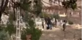 Vasiyeti üzerine mezar taşına 