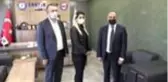 Sağlık çalışanı anne oğlunun geçici velayetini yeniden almanın sevincini yaşıyor