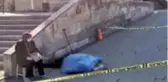 Yaşlı adam sokakta fenalaşıp hayatını kaybetti! Eşinin son bakışı yürek burktu