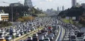 Hafta sonu kısıtlaması öncesi öncesi İstanbul'da trafik kilitlendi