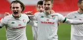 Bursaspor'un altyapıdan gelen genç yetenekleri Türk futbolunda çığır açmaya hazırlanıyor