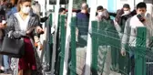 Halı indirimini gören vatandaşlar korona önlemlerini hiçe saydı