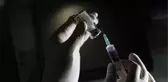 Koronavirüs aşısı helal mi değil mi? Şirketlerden art arda 