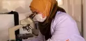 Suriye'de 4 bin çocuğa mont ve çizme dağıtıldı