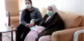 Yaşlı çift korona virüsü yendi