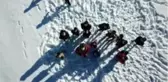 Köyde yaşayan çocukların drone uçurma sevinci