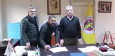 Menemenspor, teknik direktör Ümit Karan'la sözleşme imzaladı