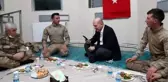 İçişleri Bakanı Soylu, yeni yıla Belbuka kalekol üs bölgesindeki askerlerle girdi