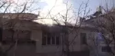 Evde çıkan yangında dumandan etkilenen yaşlı kadın öldü