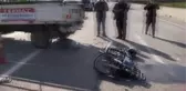 Kamyonetle çarpışan motosikletin sürücüsü öldü