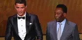 Ronaldo rekoru kırınca, Pele sosyal medyada gol sayısını 1283'e yükseltti