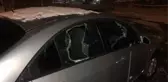 Cadde ortasında dehşet! Baltayla saldırdıkları şahsı bacağından yaraladılar