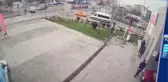 2 kişinin yaralandığı trafik kazası güvenlik kamerasında