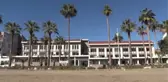 Riskli yapı olduğu tespit edilen Marmaris Belediyesi hizmet binası boşaltıldı