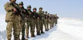 Türkiye'nin en doğusunda görev yapan Mehmetçik, yeni kamuflajlarını giymeye başladı