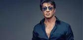 Suç örgütüne yapılan baskında ünlü aktör Sylvester Stallone adına düzenlenmiş pasaport bulundu