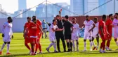 Ümraniyespor-Samsunspor maçında fair-play örneği! Rakibin gol atmasına engel olmadılar