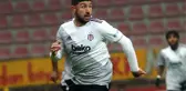 Beşiktaş, Güven Yalçın'ı satın alma opsiyonuyla Lecce'ye kiraladı