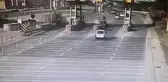 Otomobil, otoyol gişesine çarptı: 2 ölü, 2 yaralı