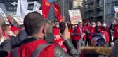 Çorum'da işten çıkarılan işçiler, İstanbul'da oturma eylemi yaptı