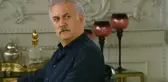 Tamer Karadağlı ve sevgilisi Iraz Yıldız, arabada aşk pozu verdi