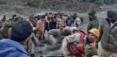 Hindistan'da buzul parçasının nehre düşmesi sonucu oluşan selde can kaybı 49'a yükseldi