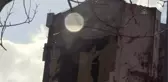 Fırtına nedeniyle okulun dış cephe kaplaması uçtu