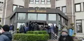 Kadıköy Belediyesi TİS'in imzalandığını duyurdu, işçiler tepki gösterdi