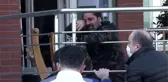 Şarkıcı Çılgın Sedat'ın evinde yangın çıktı, ailesi ölümden döndü