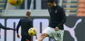 Milan, yeni sözleşme için Hakan Çalhanoğlu'na 4 milyon euro teklif etti