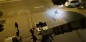 Nakliyat şirketi sahibi, istemeye gittiği kız arkadaşının evinin balkonuna eşya taşıma asansörüyle çıktı