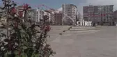 Yeni kontrollü normalleşmeyle 65 yaş üstü vatandaşlar güneşli havanın tadını çıkardı